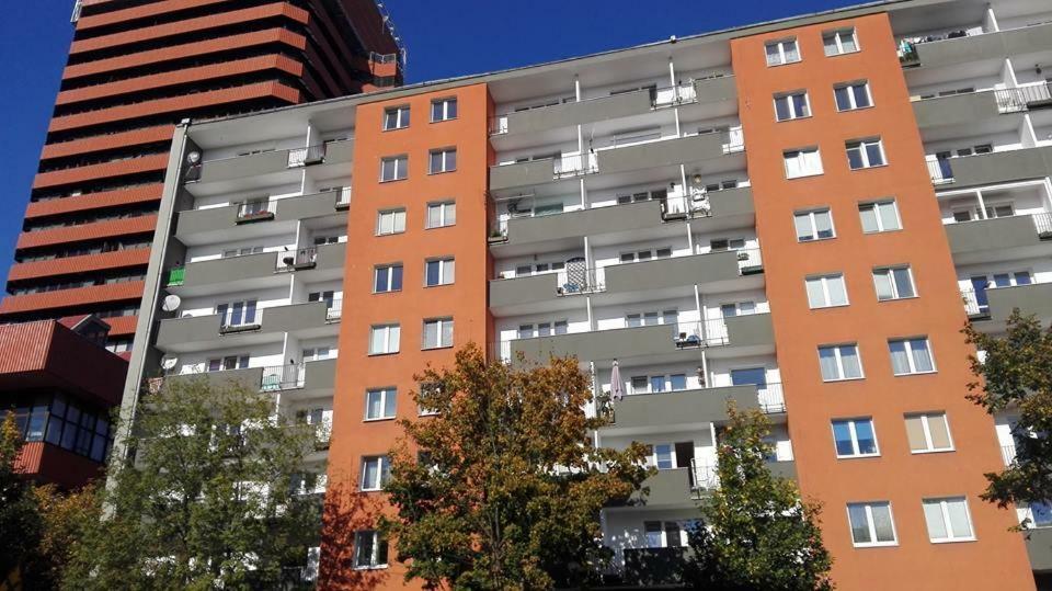 Powstancow Wielkopolskich 12 Poznaň Exteriér fotografie